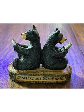 Big Sky Carvers Bearfoots Bears TMB Text Me Back Figurine Black & Brown Resin